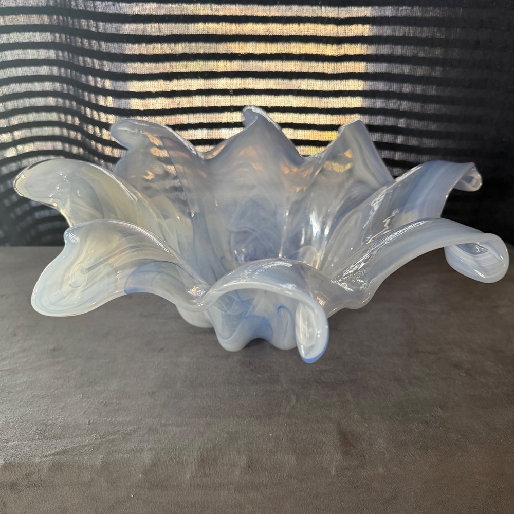 Vintage Blue White Hand Blown Ruffled Handkerchief Art Glass Centerpiece Bowl
